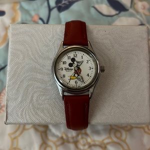 Vintage Mickey Mouse watch. Perfect find just needs battery.